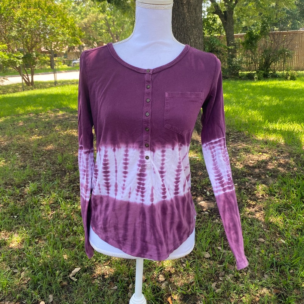 Eddie Bauer long sleeve tie dye half button down